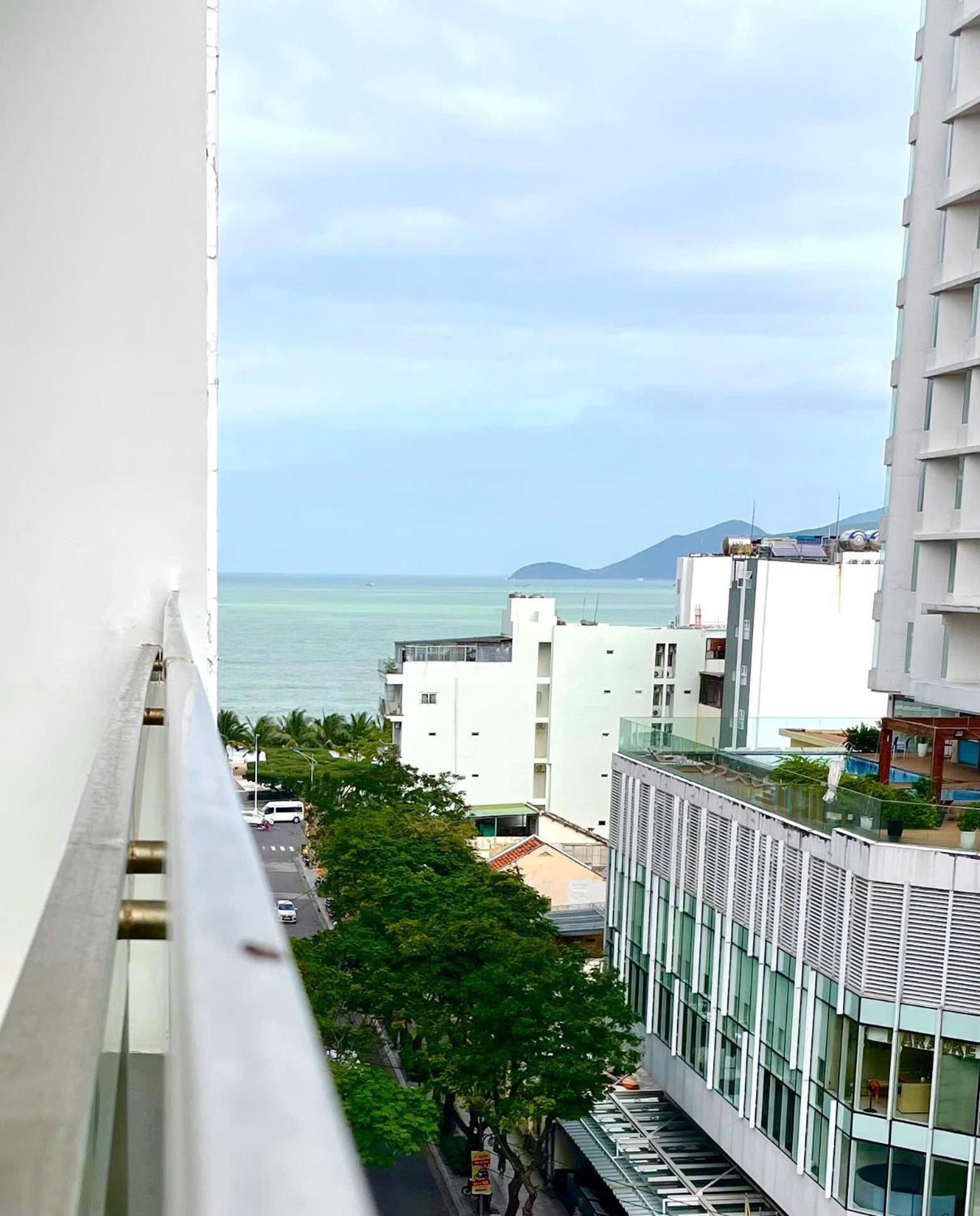 Nhi Phi Hotel Nha Trang Exterior foto
